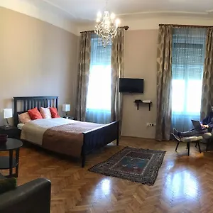 Diamonds With 2 Near Guzsdu Udvar Appartement Budapest
